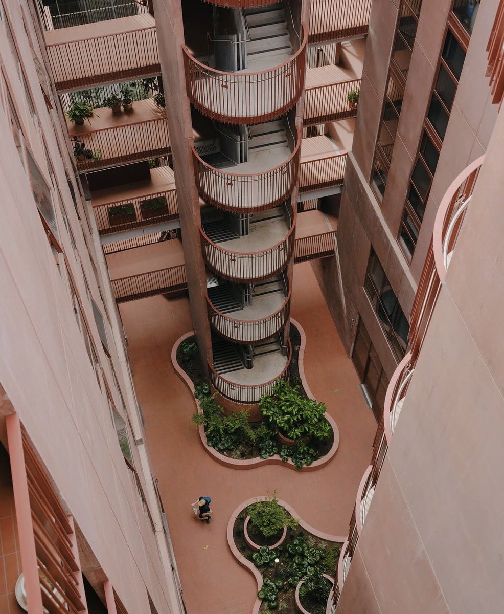 SustainableTall's tweet photo. Haven’t had chance to see this yet, but it looks fantastic. Love the colour!

71 apartments and commercial space in Melbourne, by MA+Co https://t.co/T7dC8JtP1c