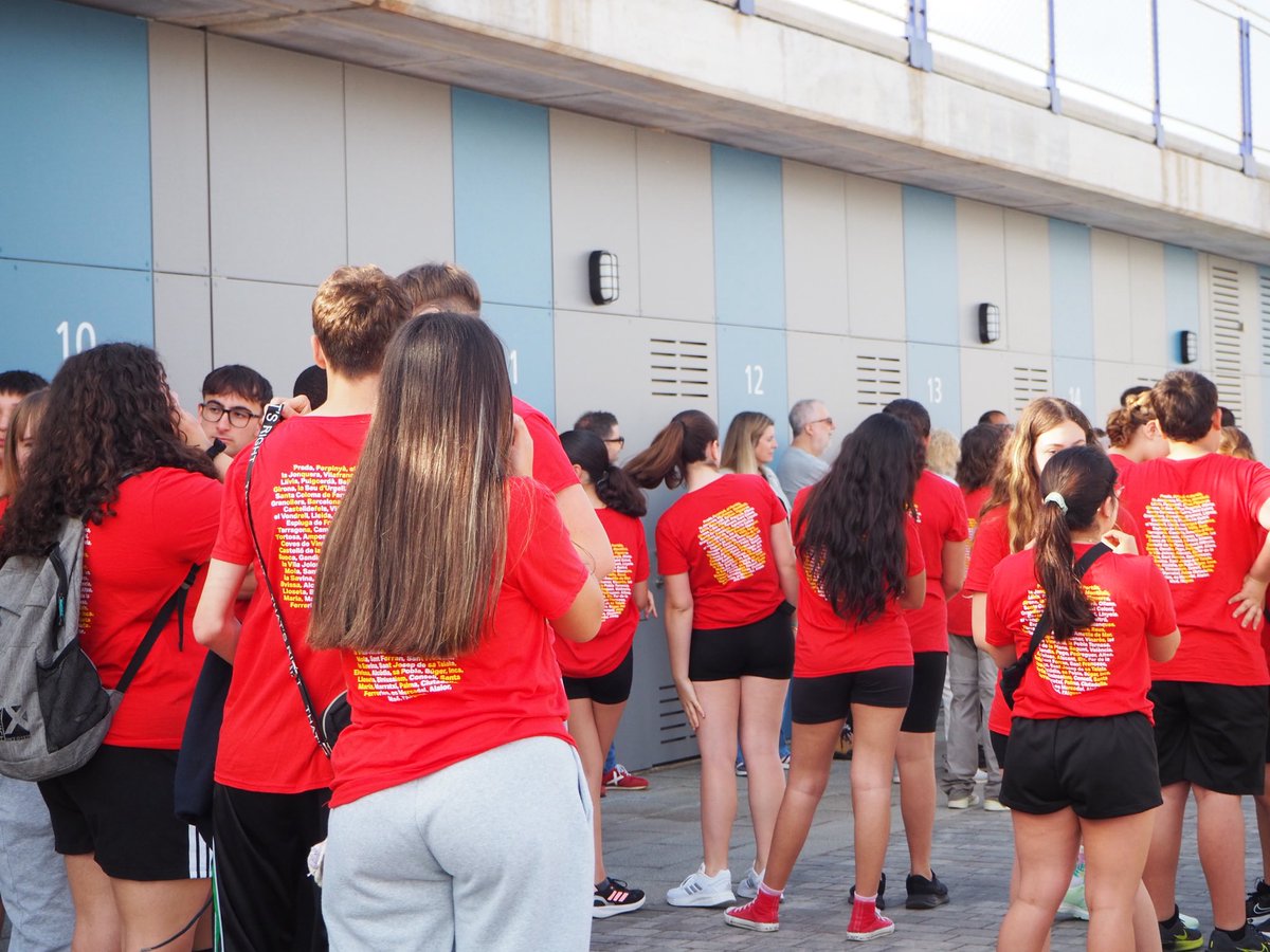 JovesLlengua's tweet photo. LA FLAMA DEL CORRELLENGUA AGERMANAT JA HA ARRIBAT A MALLORCA🔥 https://t.co/ycFZ2DdvHU