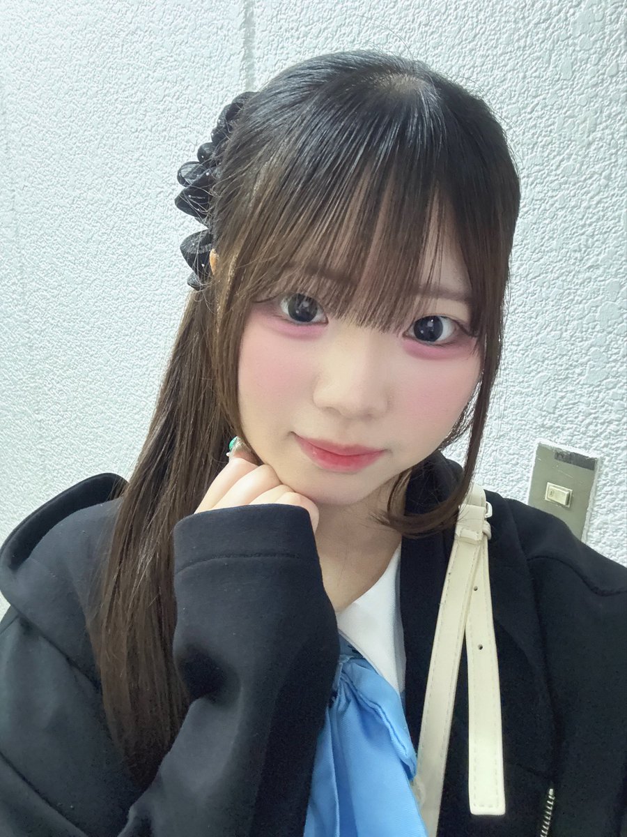 みあ tweet media
