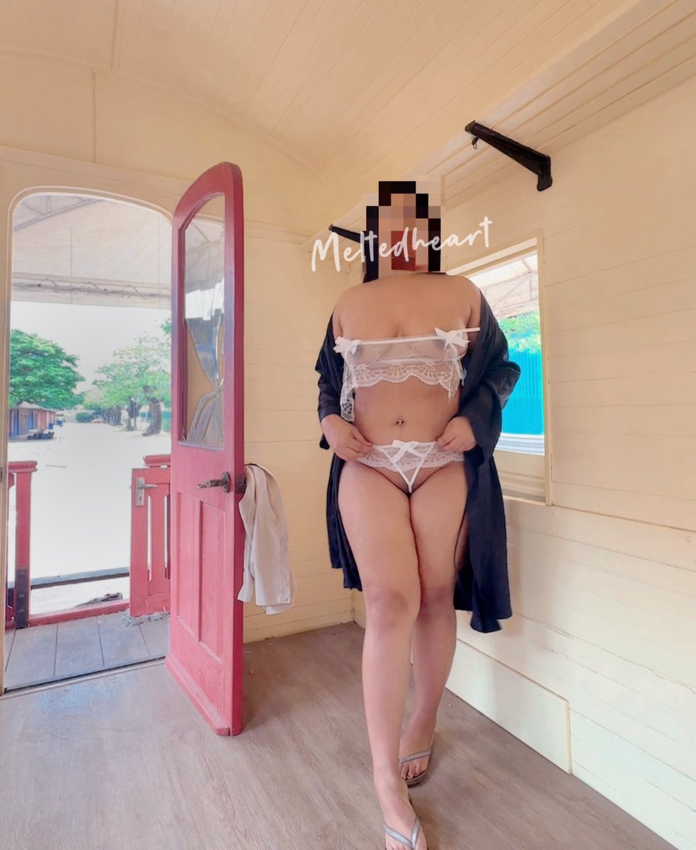 💋 |  Happy Holidays วันหยุดออกไปพักผ่อนปลดปล่อยอิสระด้วยกันไหม 🚂🏝️⛰️🌊
.
.
#ชอบโชว์ #เงี่ยน #fwbกทม #เรียลหญิงแท้ 
#เอ้าดอร์ #Outdoor #Outdoorกทม​🌿🪴 #หมาเด็ก 🐶🍼#rtxxdm #FWB #แก้ผ้า #Naturist #Nudist