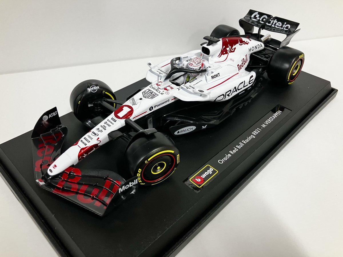 フェルスタッペンの走りを刻む1台！ 2025年日本GPの歓喜を、1/18