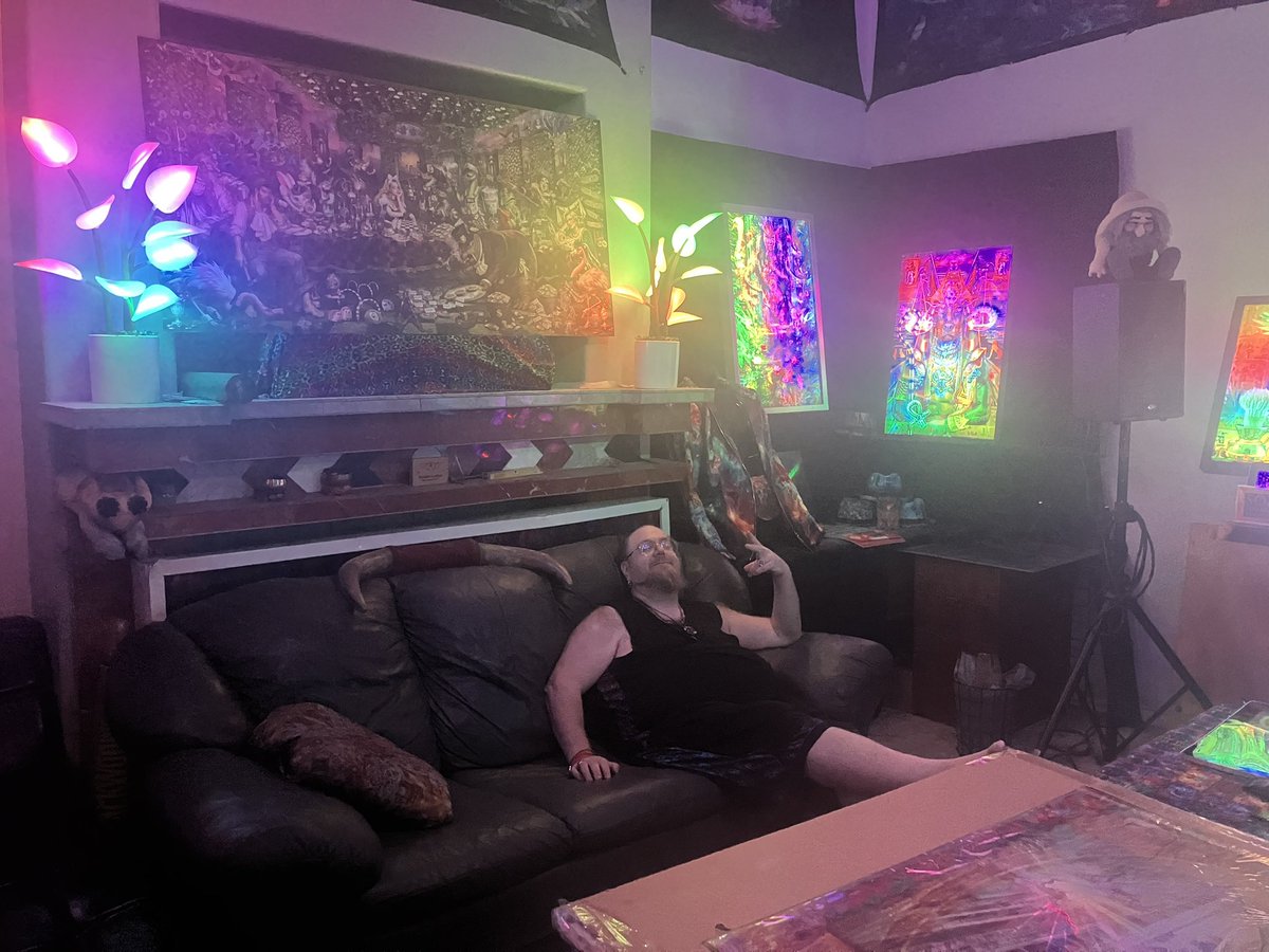 🌈👑The spectral king <a href="/JumbieArt/">Jumbie Art</a> in his throne after a monumental week.

🍻Cheers for pioneering the next era of TONENIZE EVERYTHING!! 😎
#XRPvegas #XRPL #GIGABRAIN
<a href="/dom_kwok/">Dom Kwok | EasyA</a> <a href="/kwok_phil/">Phil Kwok | EasyA</a> <a href="/easya_app/">EasyA 🤳📱</a> <a href="/EasyA_Kickstart/">EasyA Kickstart</a> <a href="/DigPerspectives/">Digital Perspectives</a> <a href="/NFTerramike/">Terramike</a>