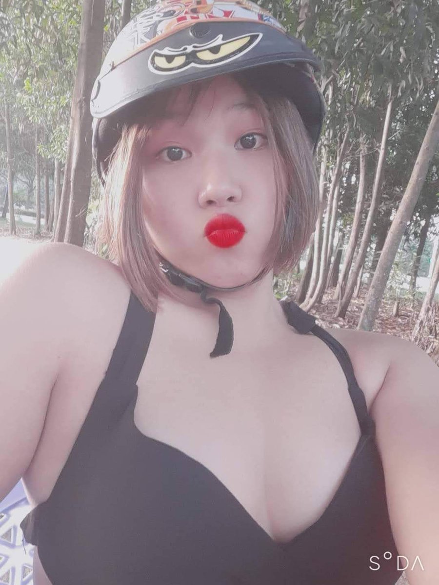 Như Dâm đãng 🥵 + chó cái là em tweet media