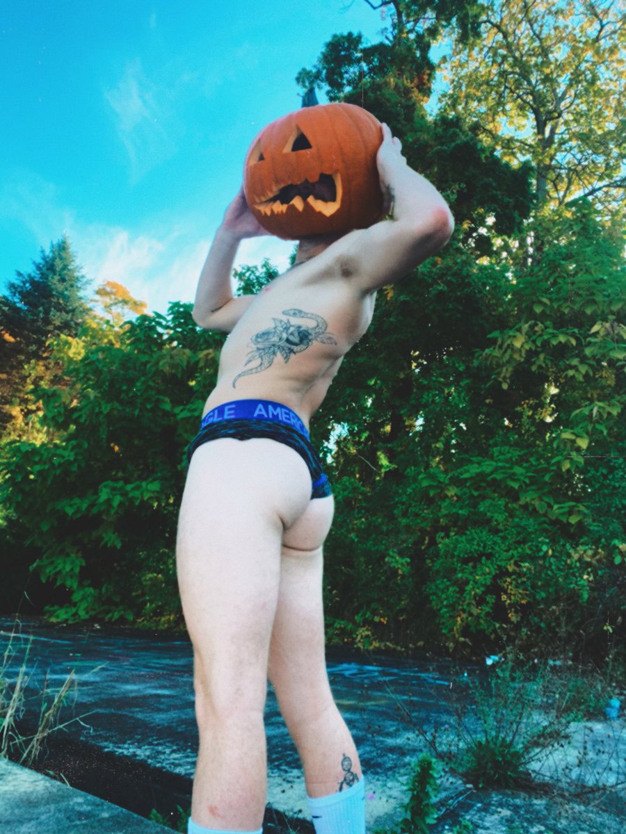 ntxverseguy's tweet photo. Oldie but a goodie haha. Tryna get back to that body 😜 https://t.co/H9mfCDRuXb
