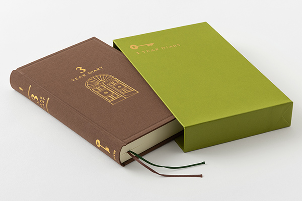 悠太くん愛用の日記📖『MIDORI 日記 3年連用 扉:茶色』
YUTA's diary📖『MIDORI 3-year Diary Gate Brown』

MIDORI online store🔗midori-store.net/SHOP/12395006.…
<a href="/MIDORI_store_jp/">ミドリオンラインストア【公式】</a> 

#中本悠太 #YUTA #YuTube #𝖄𝖚𝕿𝖚𝖇𝖊
#유타 #ยูตะ #ユウタ