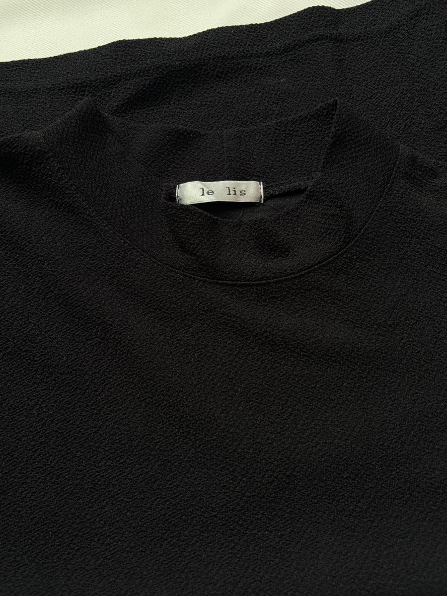 mmuu2mi's tweet photo. เสื้อแขนยาวสีดำ
อก 36 ยาว 22.6
ราคา 49 บาท
#ส่งต่อเสื้อผ้า #ส่งต่อเสื้อผ้ามือสอง #โล๊ะตู้ #ส่งต่อ #โล๊ะตู้เสื้อผ้า #เสื้อมือสองสภาพดี https://t.co/aftIElTL2H