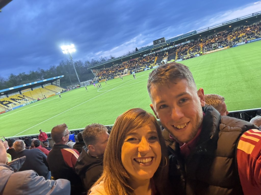 Witchy83's tweet photo. Game 64: Livi 2-2 Aberdeen.
Good first half, should have been well ahead. Poorer once Geiger went off. Nice wee afternoon/night in Livi. The last few games should be all about the fun times 🤩 #aimingfor70 https://t.co/wg9Qy8cd2T