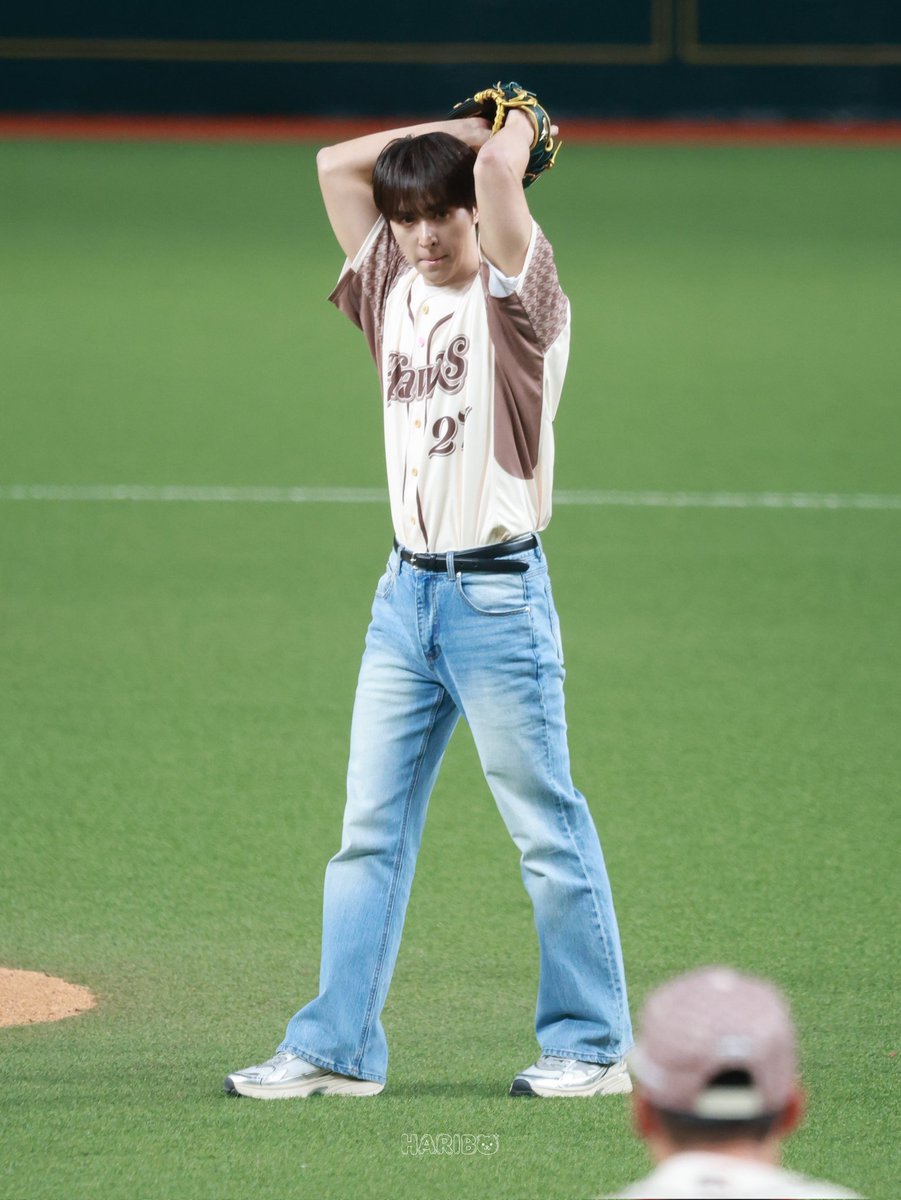 haribo_rang's tweet image. 260502 타이강 호크스 시구 preview

⚾️⚾️ 시구 과정을 담아보았슨 ⚾️ ⚾️ 

#하이라이트 #비스트 #Highlight #Beast
#윤두준 #양요섭 #이기광 #손동운
#두준 #요섭 #기광 #동운
#DUJUN #YOSEOP #GIKWANG #DONGWOON
