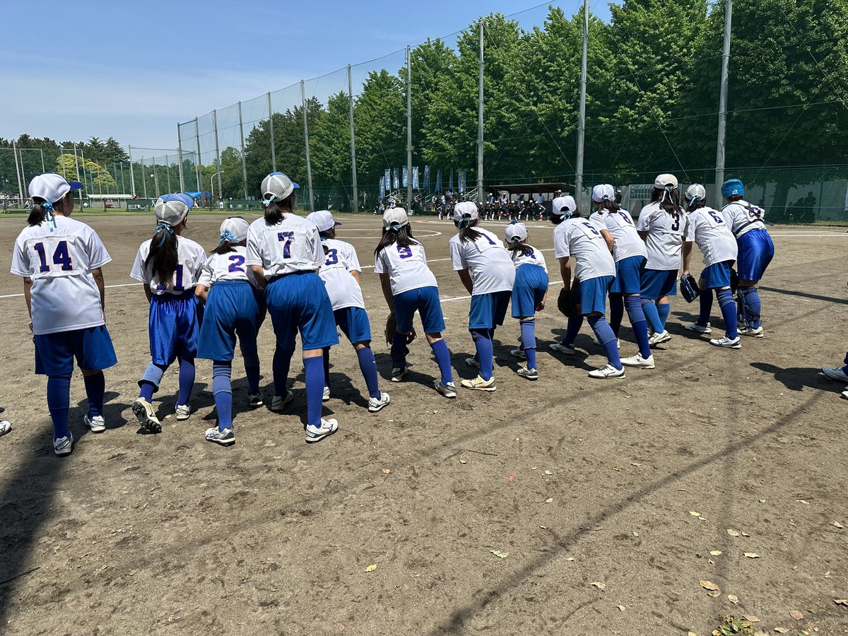 winds09200594's tweet photo. 今日の千葉県大会は一回戦敗退😢
相手バッテリーの丁寧な投球に抑えられ、得点のチャンスであと一本が出ませんでした。それでも試合中盤まで1-0でリードするなど、慣れない雰囲気の中で選手たちはよく頑張りました👏
対戦していただいた習志野スーパーガールズの皆さん、ありがとうございました。 https://t.co/ipzbysCQxl