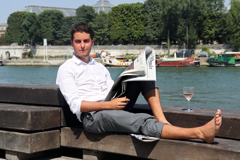 Chronikfr's tweet image. ⭕️ Bref, #Attal l'heritier estime qu' "On ne travaille pas assez en France".