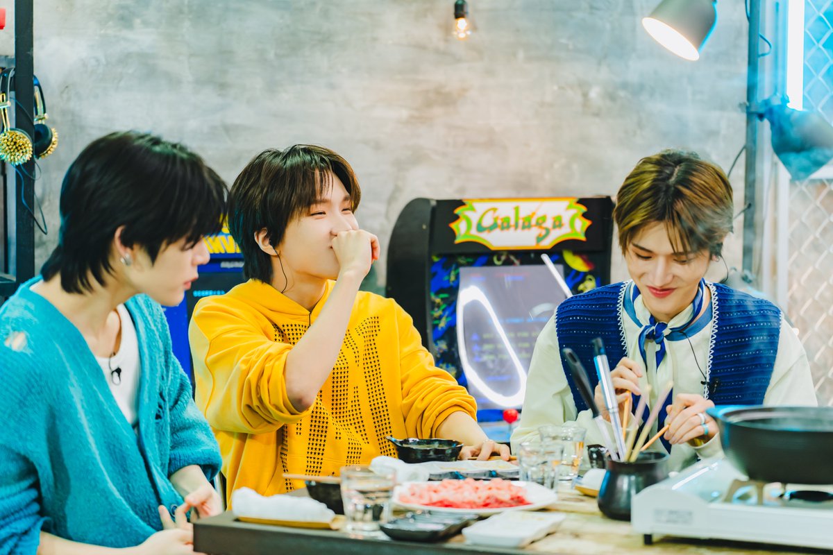 ／ 
📣きょう14:30〜 放送📺
『BOYNEXTDOOR トモダチベース』
＼

#FANTASTICS 中島颯太さん・木村慧人さんと
#BOYNEXTDOOR が食べて踊って大盛り上がり🕺
SNSコラボダンスは撮影も自分たちで！📱
流行りのあの曲もオリジナリティ溢れすぎて必見です🤣

放送中は #ボネトモ で感想を教えてください📲