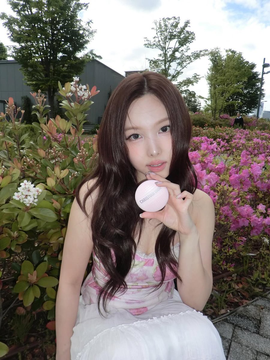 inayeony_'s tweet photo. such a wonderful drought──🔖🖇🫧🍇< 계속해서 열정을 불러일으키는 자연스러운 삶 https://t.co/6KhMGz2NDg