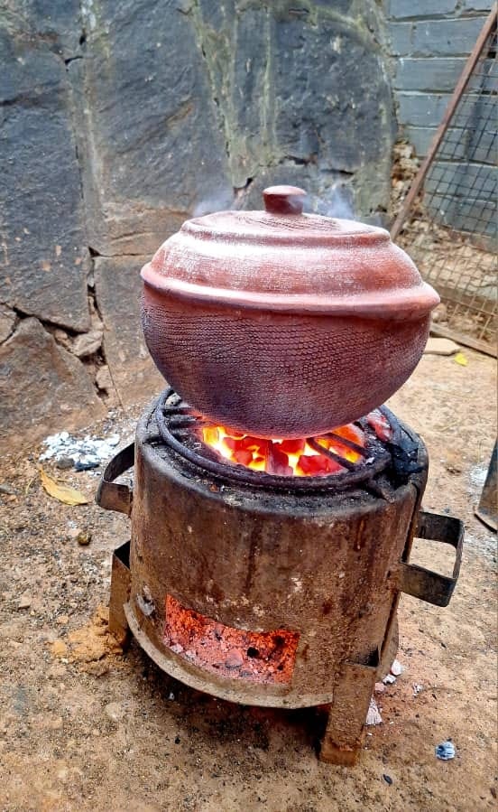 GideonSsekidde's tweet photo. Good vibes. Great food. Cold drinks.
Welcome to Backyard Bistro your neighborhood restaurant & bar on Luthuli Road, Bugolobi.
Perfect for chill evenings, business lunches & weekend hangouts.
#BackyardBistroUG #GoldenPosts #BarAndGrill https://t.co/vvkpml5u2p