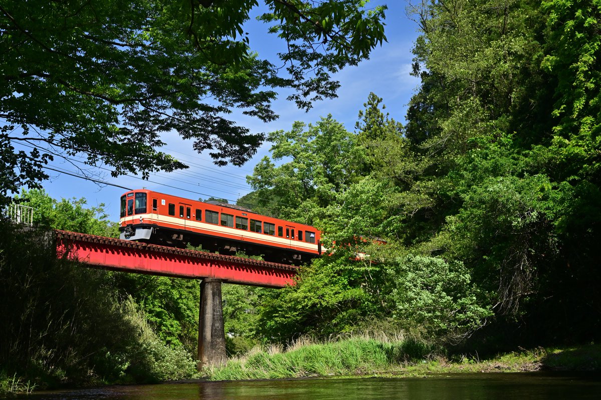 Norakuron2's tweet photo. R8.5.2
5033列車 4017F
休みと天候がようやく揃い新緑の山線へ。
C-PL使用
※4K対応 https://t.co/JiWsMTjDxK