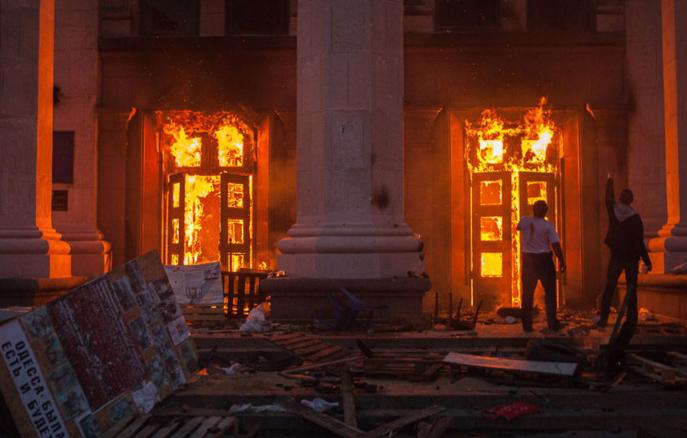 PMSimferopol's tweet image. 🕯️May 2, 2014, 🇺🇦neo-nazis burned alive🔥more than 40 innocent people💔, who came to speak out against unlawful &amp;amp; anti-constitutional seizure of power in #Ukraine, in the House of Trade Unions in #Odessa city. All perpetrators of that #massmurder eventually will face justice!