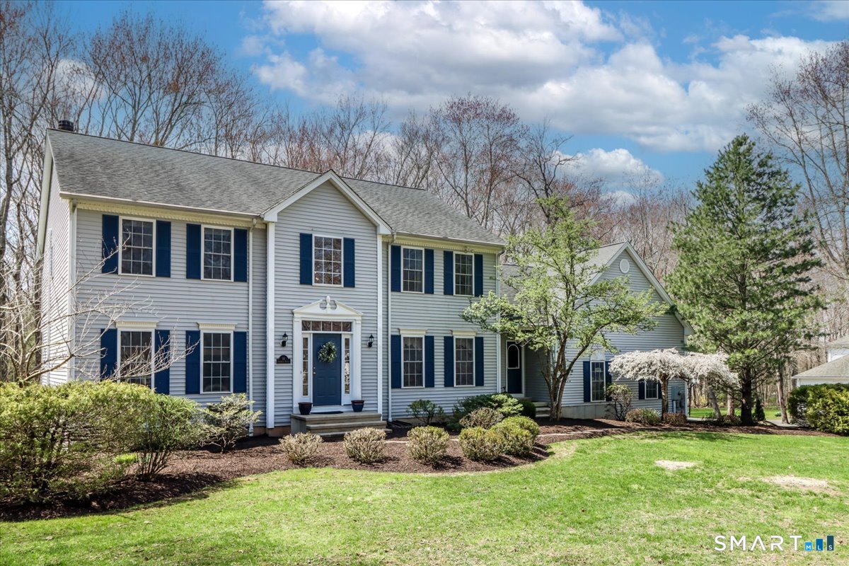 KathyHamiltonCT's tweet photo. 10 Ironwood Drive, Newtown, CT, 06482
4 bed | 2.5 bath 3911 Sq. Ft.
Active | 850000
https://t.co/Fg1gTvO5gr
Welcome home... where your next chapter begins! This beautifully maintained Colonial at 10 Ironwood Drive offers timeless curb appeal and is ideally situated at the end... https://t.co/lx0nwQ8kiS