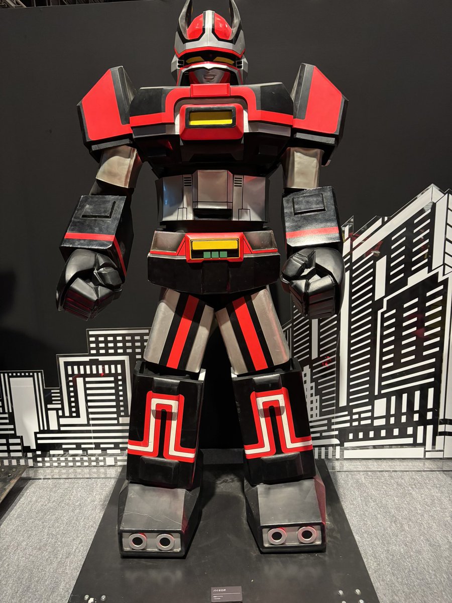 chibi00626's tweet photo. スーパー戦隊展にも行ってみた。平成、令和のヒーローは分からないけど昭和のヒーローなら分かる。40年前ぐらいかな⁉︎超合金のロボットにも憧れた。 https://t.co/fCzSajcNJE