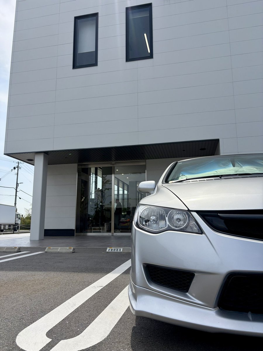 jun_ginrou's tweet photo. 今回の買い物グッズ達〜o(^_^)o
前から欲しい物やったり、店舗に伺わせてもらって一目惚れした商品もあって、ホンマに大満足でしたワヽ(*^ω^*)ノ
対応して下さったSさん、Uさん、ホンマにありがとうございましたd(^_^o)
#JSRACING
#ジェイズレーシング https://t.co/yanTnm9nBV