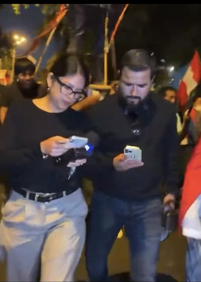 La foto del delito. 

Con esto Panamericana ha firmado su acta de defunción periodística.