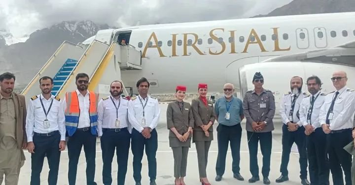 GBTourism_'s tweet photo. Alhamdulillah! AirSial completes its proving flight to the stunning Skardu Valley.
The beautiful valleys are calling — and we’re ready to answer.
#AirSial #PakistanKiParwaaz #PakistanTourism
#Gilgitbaltistantourism
Courtney; Facebook page @airsial https://t.co/gKwZggmz3h