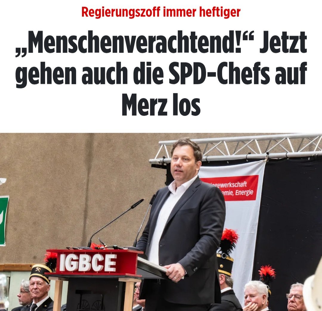 Mel Aura tweet media