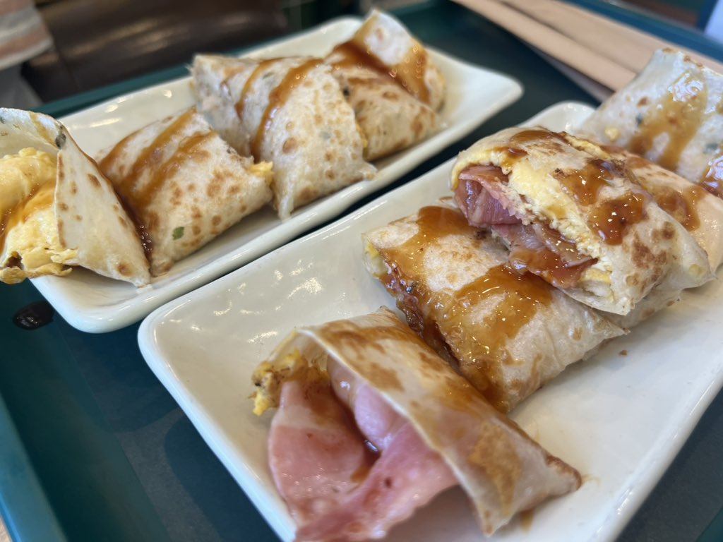 川島葵 tweet media