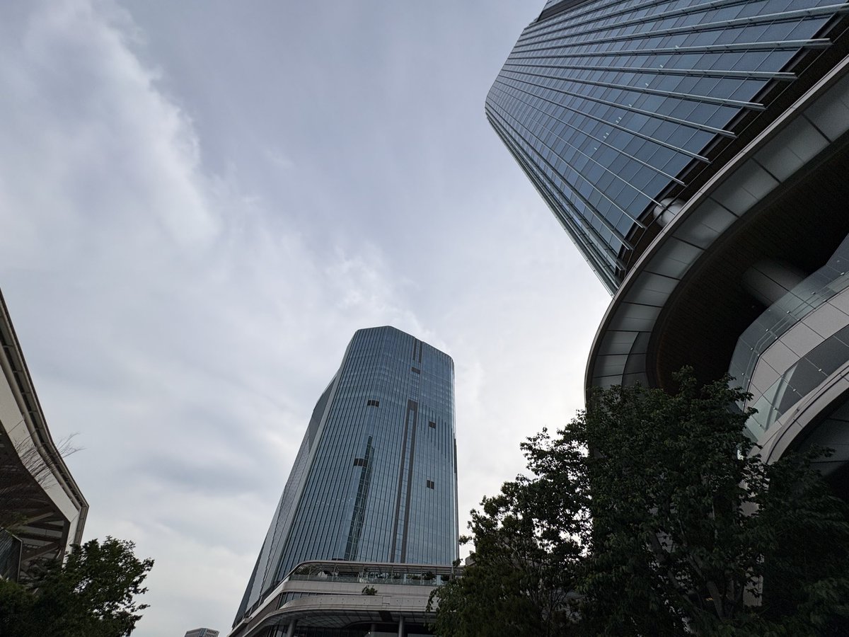 martynack1's tweet photo. Hello Tokyo!!!
GW東京散歩🚶
#大井町トラックス #高輪ゲートウェイシティ https://t.co/S43njueWJh
