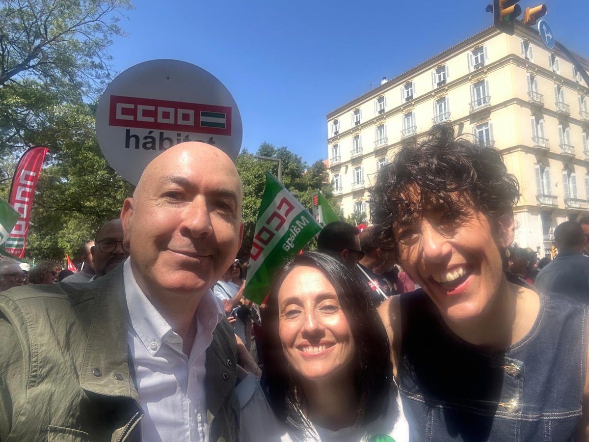 AlejandroSolerM's tweet photo. Un año especial desde Málaga, como Secretario de Empleo de la Ejecutiva Federal del PSOE, defendiendo los derechos de los trabajadores y trabajadoras al lado de la próxima Presidenta de Andalucía, María Jesús Montero 🌹

#EleccionesAndaluzas #Málaga https://t.co/wrzmIvtuGw