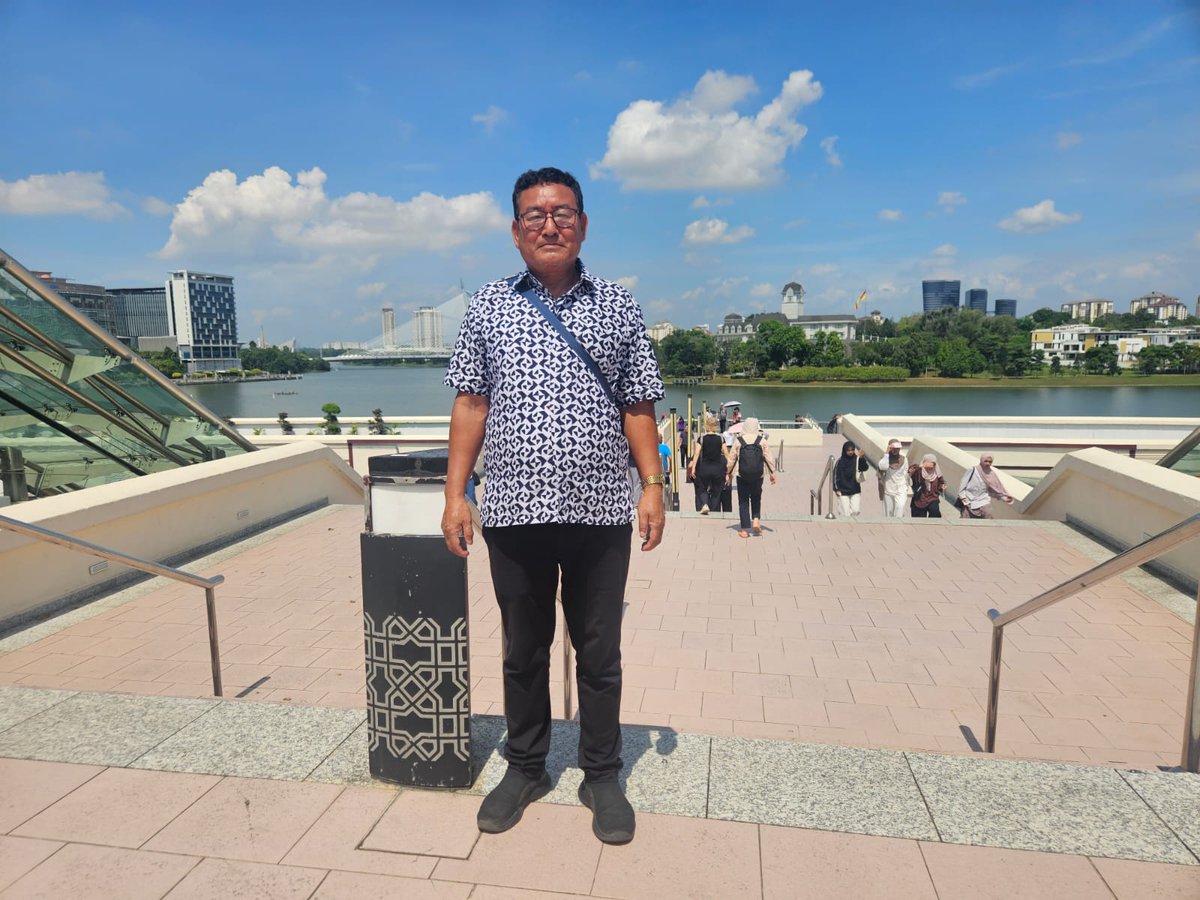 techi_necha's tweet image. I'm standing at Putrajaya  called administrative centre n Malaysia #what the incredible view #it's an amazing