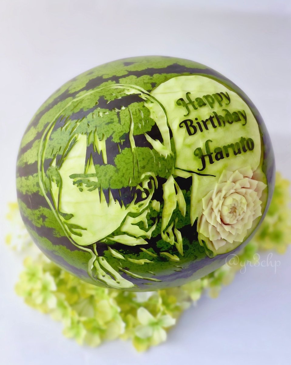 yr3chp's tweet photo. #パルマネットアンソロ・2026春 開催おめでとうございます！

大大大遅刻のハルトくんお誕生日祝いです😭
ハルトくん、お誕生日おめでとう！
出会えたことに心から感謝✨

（大好きな3周年記念イラストをお借りしてお祝いの気持ちを込めて🍉を彫らせていただきました） https://t.co/E2NZIoCRAN