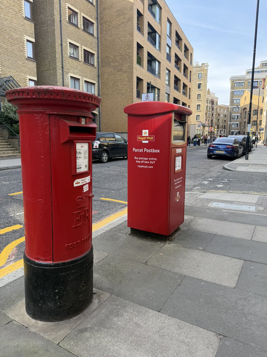 _tomfallon's tweet image. #wapping #london #postboxsaturday 📮