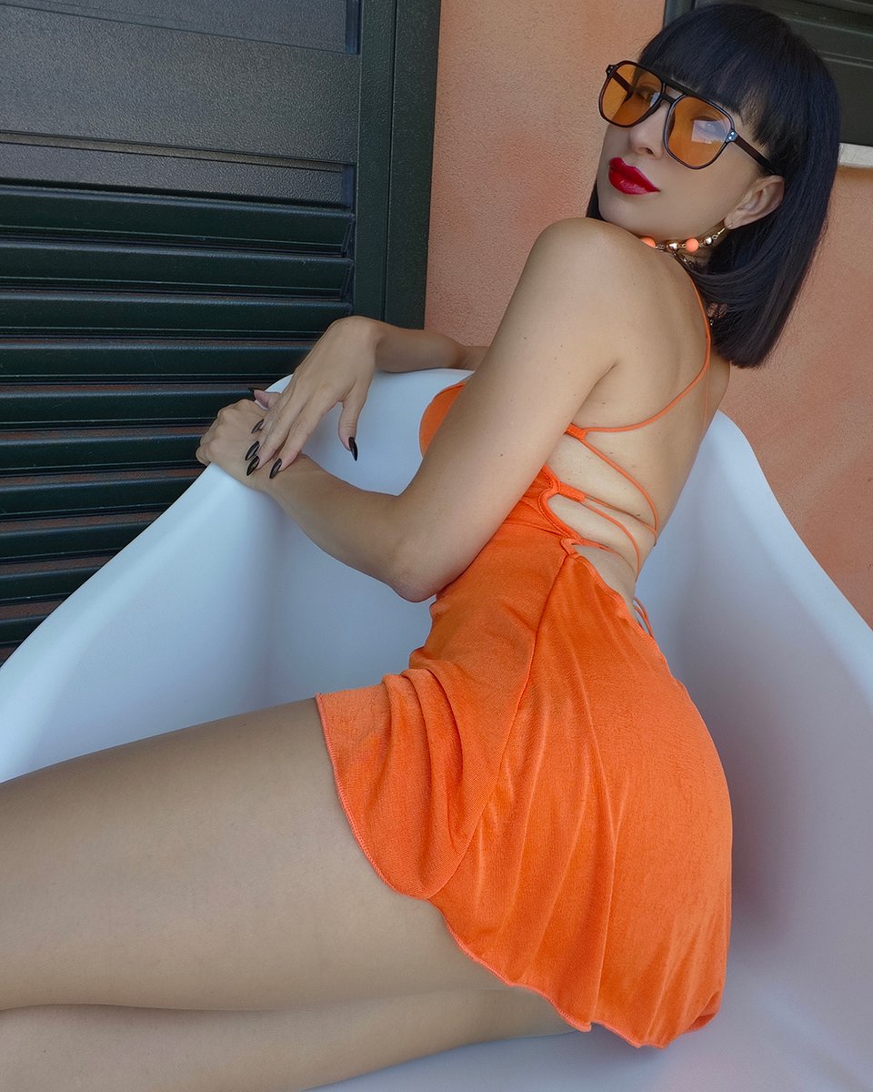 Alessandra Bartis Aesthetic tweet media