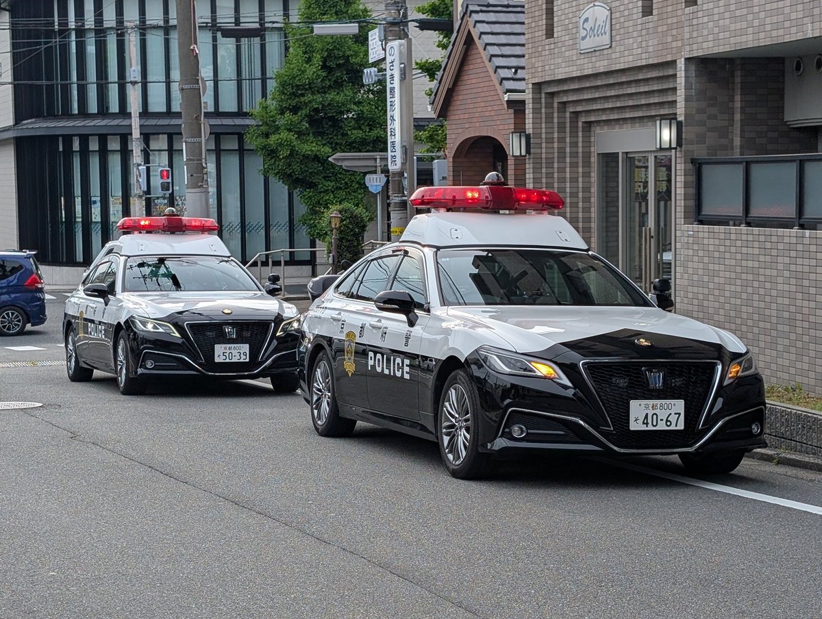KENTA1385969's tweet photo. 左京警察署　地域課
　左京2・左京3
機動警ら課　自ら隊
　京都6
機動捜査隊
　京都機捜○ https://t.co/xomEdb60C1