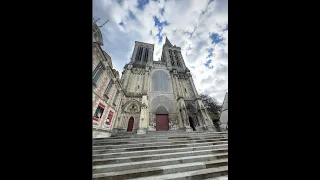 webcroqueur's tweet photo. La cathédrale Saint-Pierre de Lisieux  vu de l'intérieur !
https://t.co/71NDasuZI3 https://t.co/G4ONdCwxUu