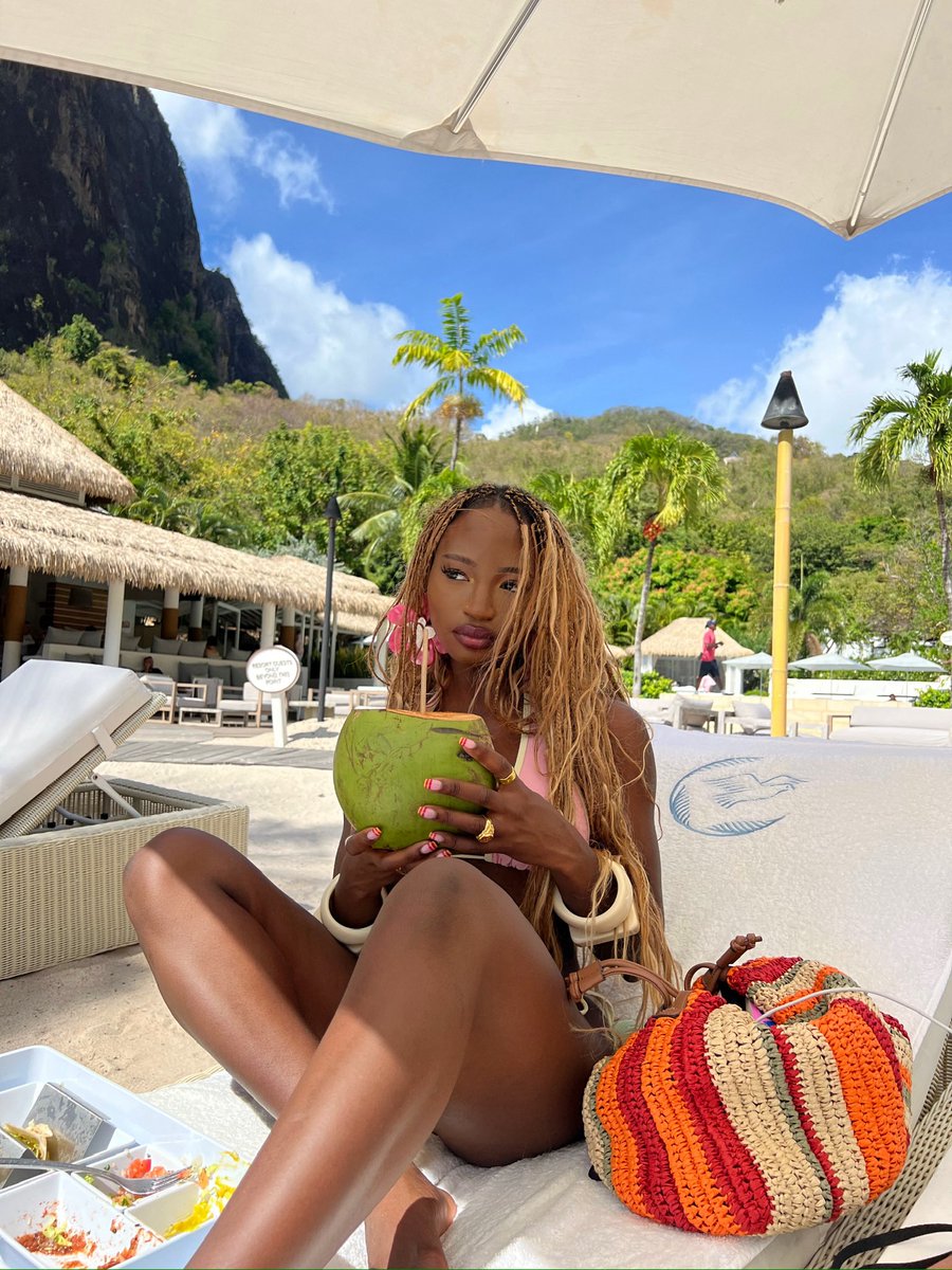 Sophh_bby's tweet photo. i visited in march and went solo 😝🤭 https://t.co/moSPEhWkhS