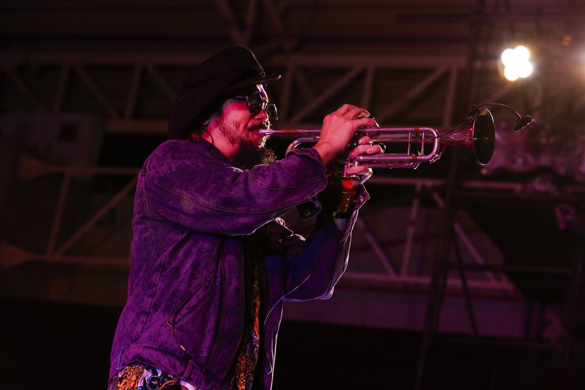 WalkInnFes's tweet photo. 【WALK INN FES!2026 IN 桜島】

2026.4.4-5 @桜島溶岩グラウンド
SOIL&amp;"PIMP"SESSIONS

photo by Miki Kamada @miki_kamada_ 
#walkinnfes #soilandpimpsessions https://t.co/x9IV2KVmnk