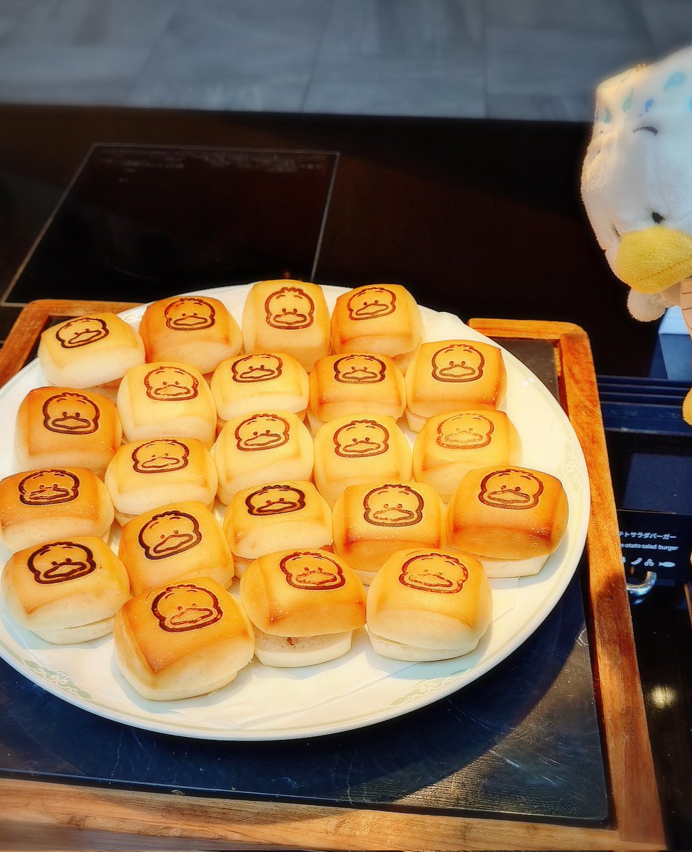 なお🪿🍦🥞 tweet media