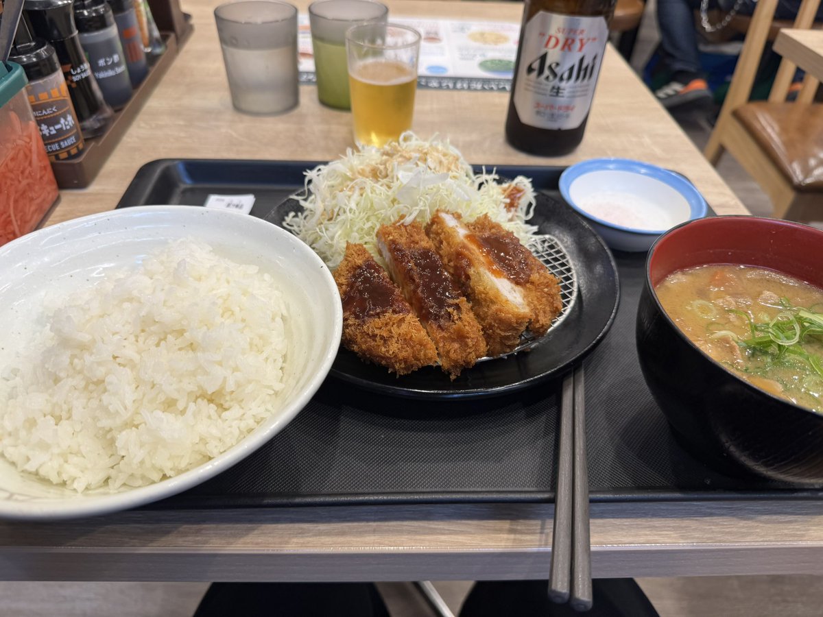 ちゃけのび tweet media