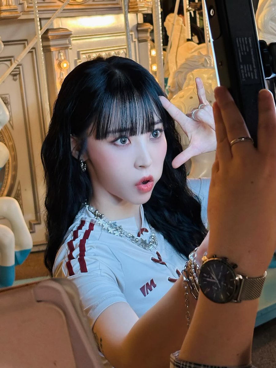gela 🌻 || saw mamamoo !! tweet media