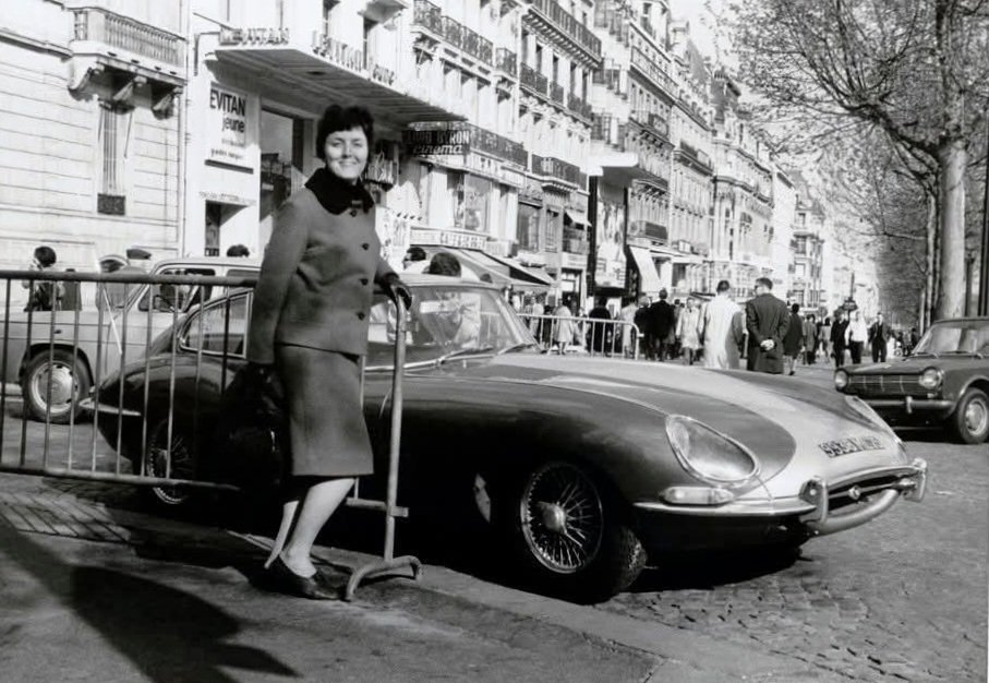 Ivycottagebaker's tweet image. #Caturday #Jaguar @CustomCvd @MauroBeltramo @mikeyonman