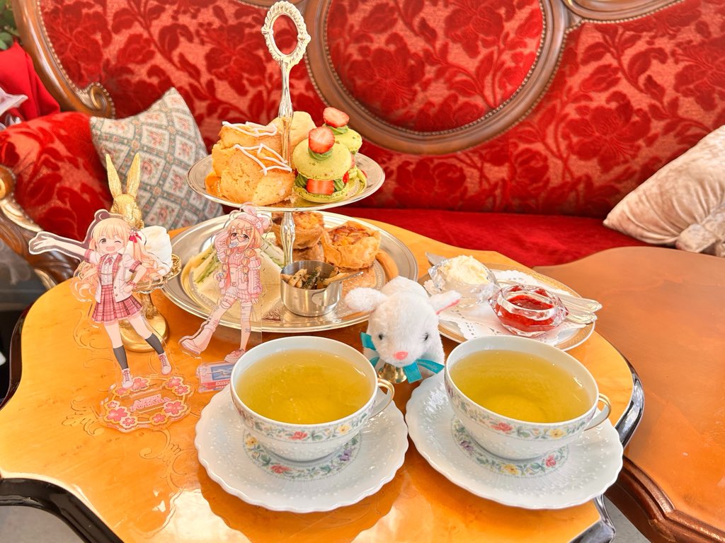 ずんあ🍬と𝐀𝐟𝐭𝐞𝐫𝐧𝐨𝐨𝐧𝐓𝐞𝐚