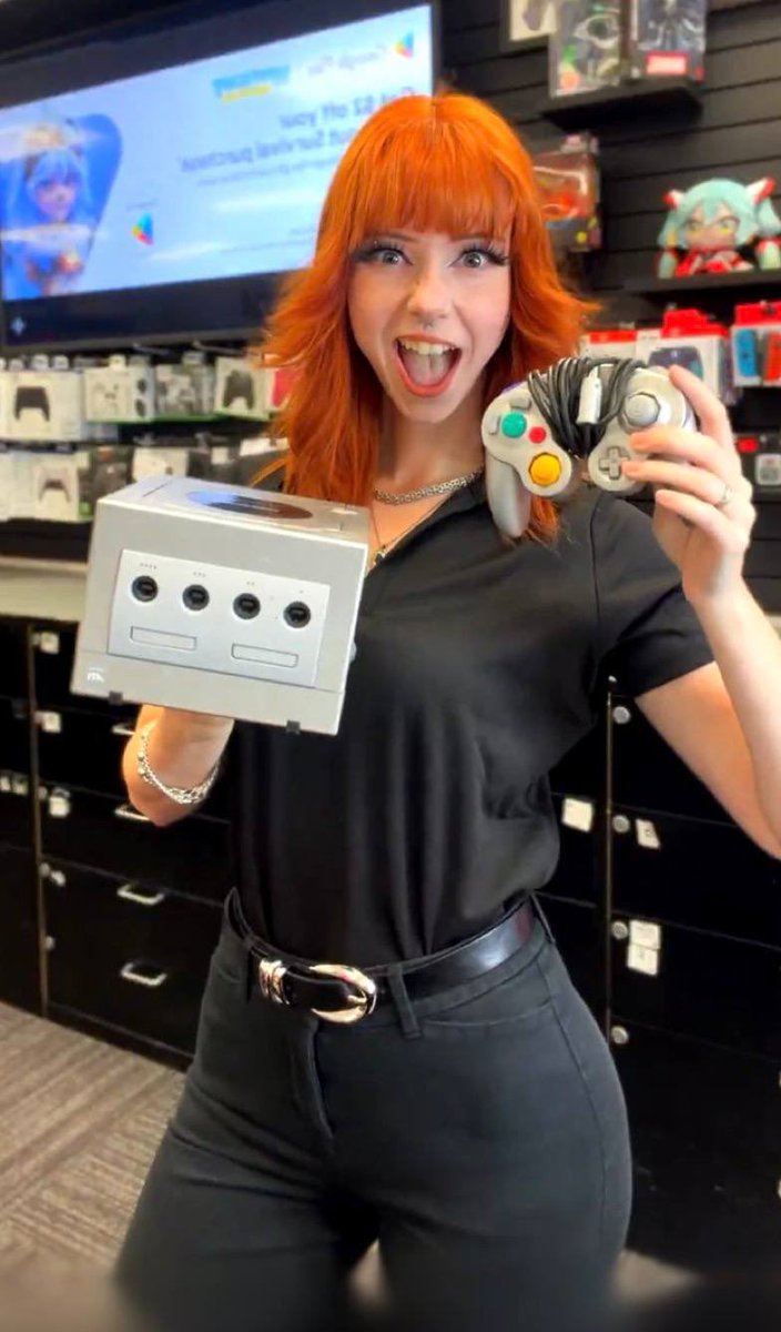 <a href="/CryptoTony__/">Crypto Tony</a> Only game I got in my sleeves is $Rilie, the new face of Game Stop.