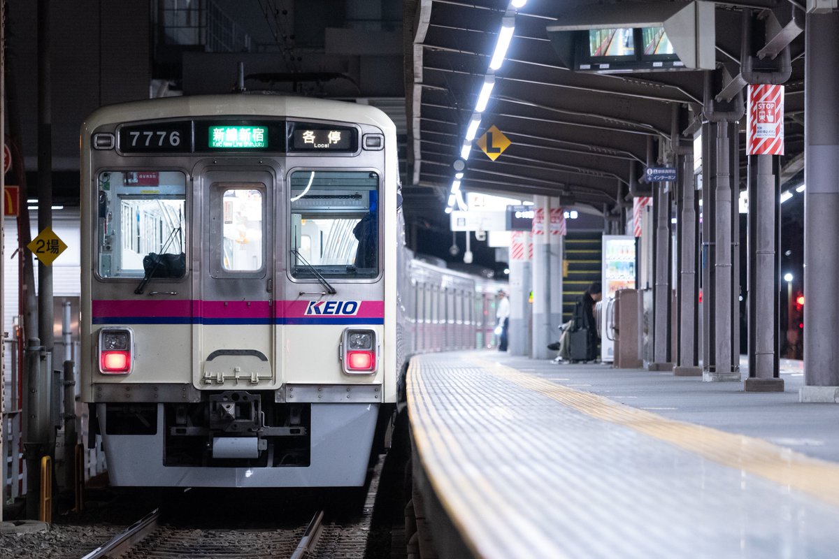 expressisbest's tweet photo. 2026.4
7726F/7727F 各停 新線新宿

平日をメインに、所定は終日8連の運用の一部を10連が代走。N新行きもこの運用調整に含まれ、一部日程は幕車による運用となり、久方ぶりに緑幕を見ることができました。 https://t.co/6cW0kccnLb