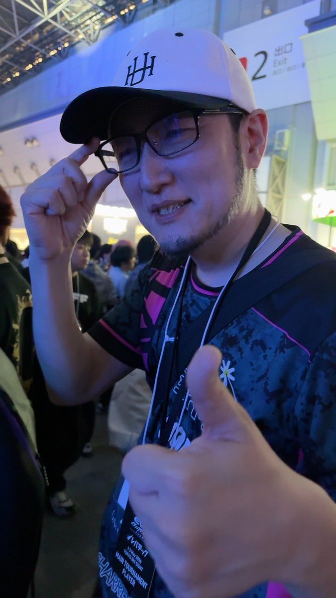 アール/Aru tweet media