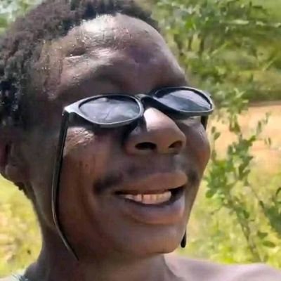 PaulImpulse's tweet photo. @polo_kimanii Huko unaeza nunua sufuria hadi saa tisa usiku☠️😂😂 https://t.co/cDfyRbptb8