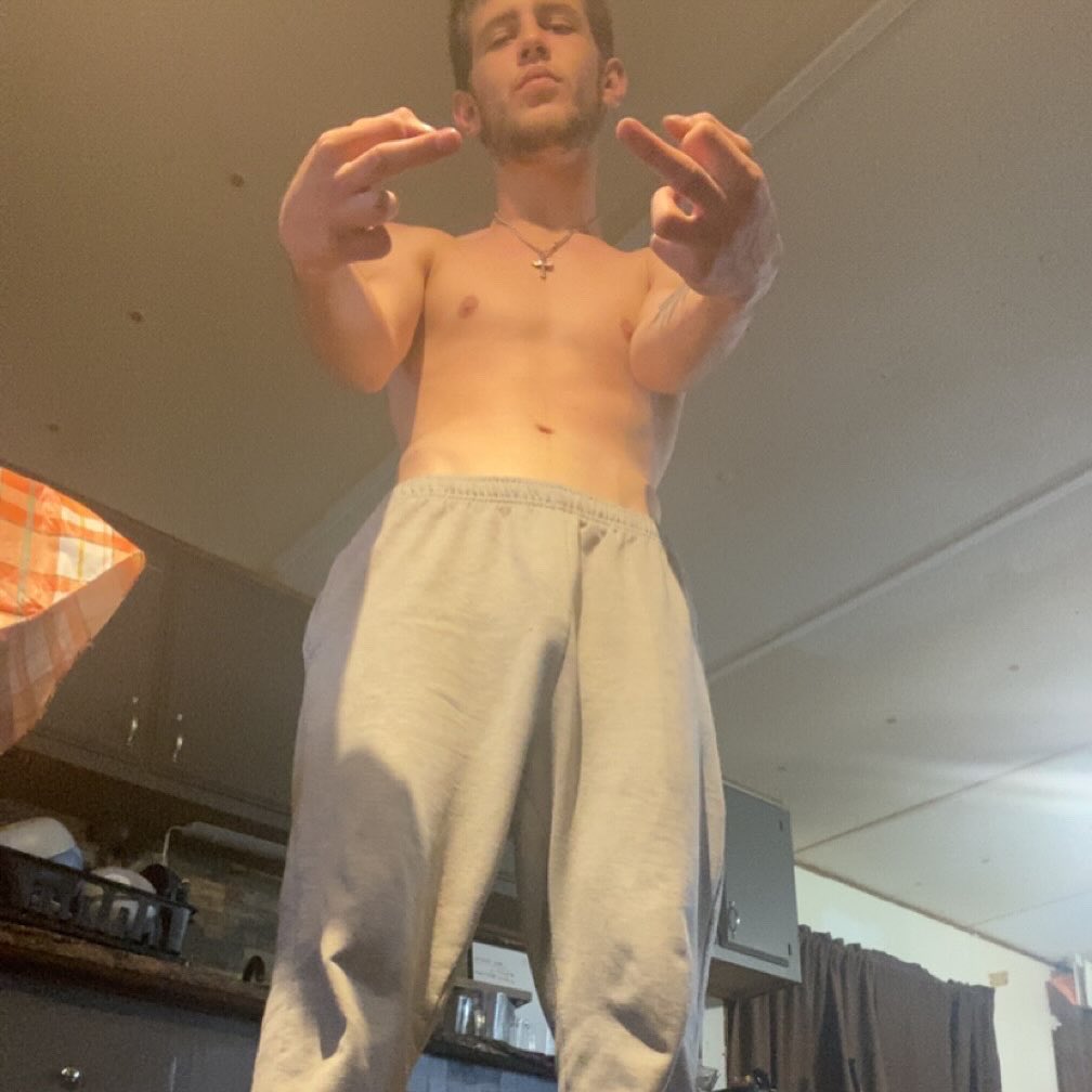 KingJpay's tweet photo. My body makes you weak. My middle finger makes you stupid. Combine them and send until it hurts, you disgusting low down pigs
#findom #tribute #customs https://t.co/lssBNhUlz1
