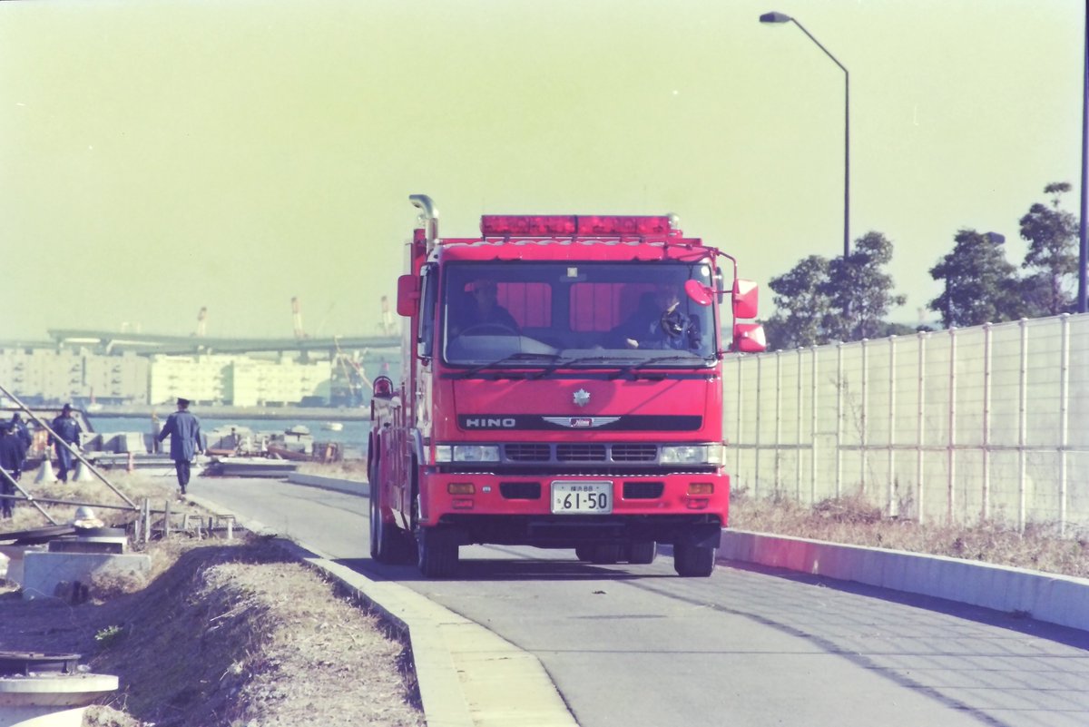 懐かし消防車両（横浜） tweet media