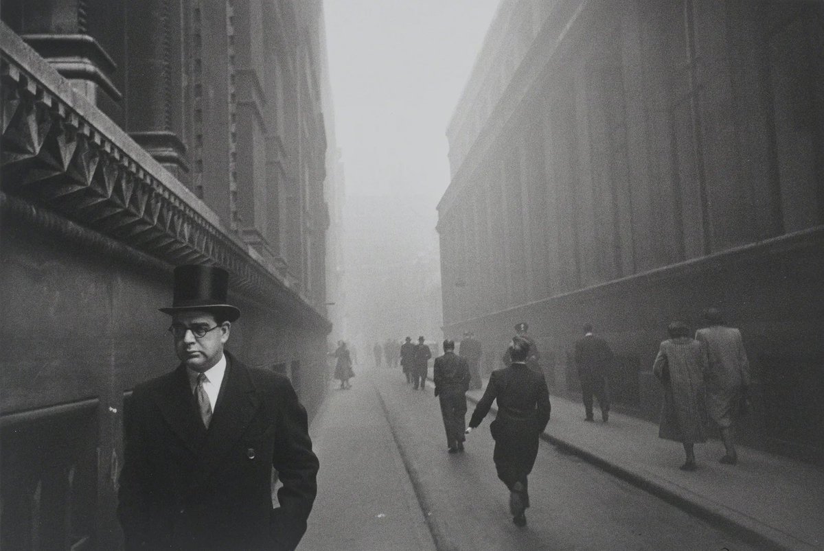 stjohnsphoto's tweet image. Robert Frank #photography 
London, 1951