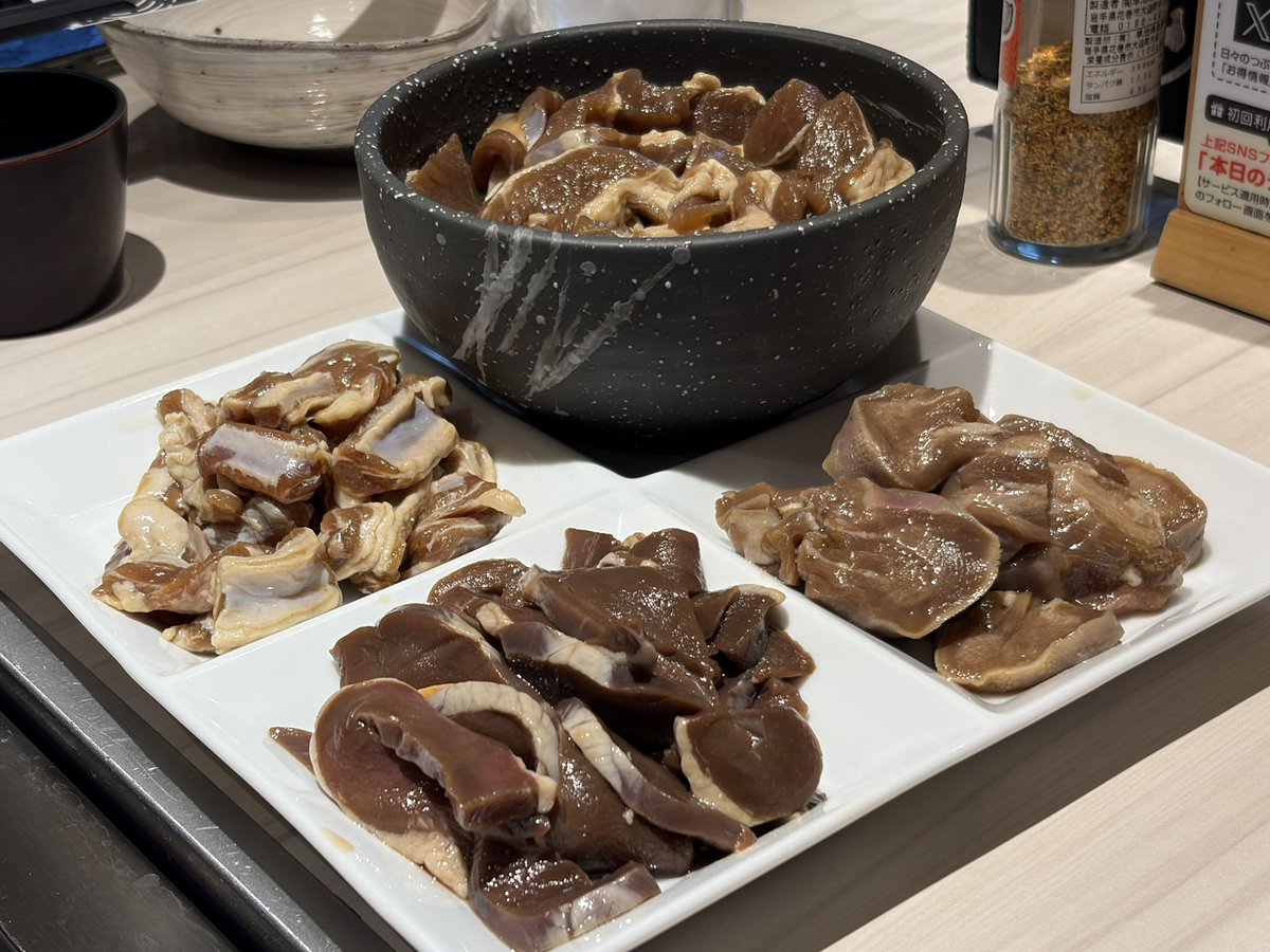 baminyan's tweet photo. ジンギスカン食べに来た https://t.co/nfUj3z6kmR