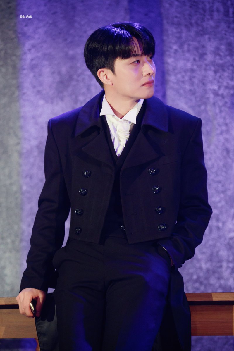 디비 tweet media